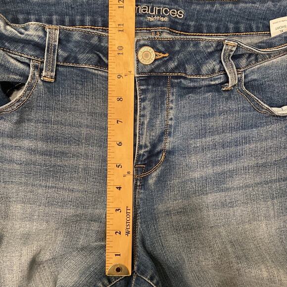 Maurices Mid Rise Skinny Jean Medium Wash Size XL Short - Picture 6 of 9